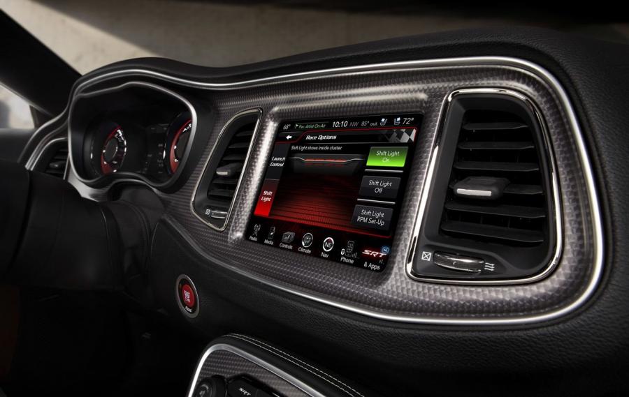  Dodge Challenger SRT 2015 года  (фото 67 из 79)